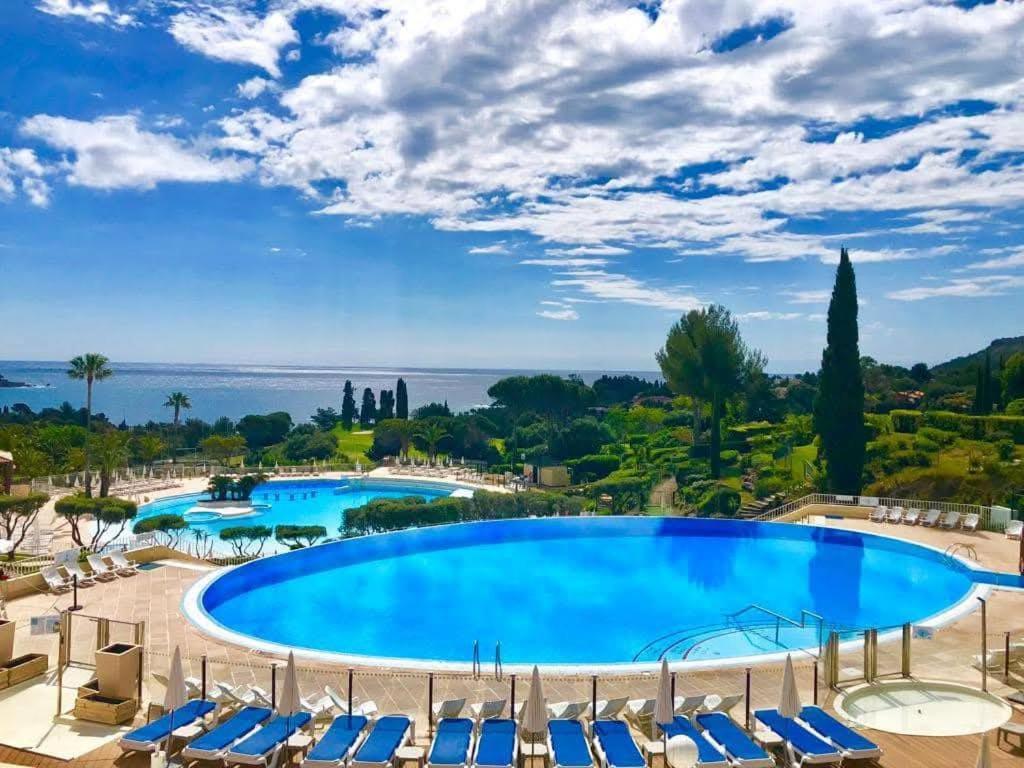 Vacances En Paradis Saint-Raphaël Exteriér fotografie